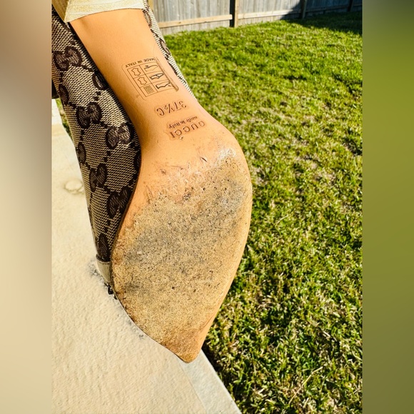 Authentic pre loved Gucci brown color no box or dust bag. - Picture 12 of 15